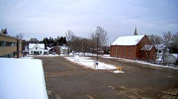 Weather camera view of Antwerp Primary School.