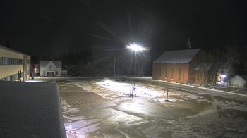 Weather camera view of Antwerp Primary School.