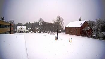 Weather camera view of Antwerp Primary School.