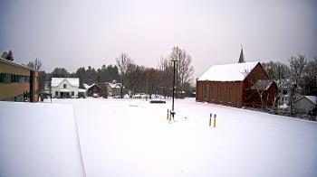 Weather camera view of Antwerp Primary School.
