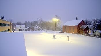 Weather camera view of Antwerp Primary School.