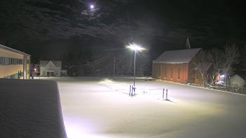 Weather camera view of Antwerp Primary School.