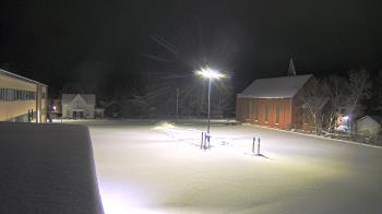 Weather camera view of Antwerp Primary School.