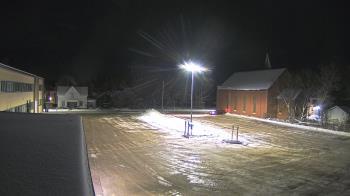 Weather camera view of Antwerp Primary School.