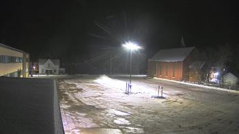 Weather camera view of Antwerp Primary School.