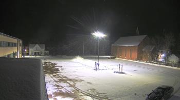 Weather camera view of Antwerp Primary School.