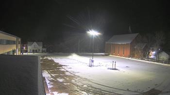 Weather camera view of Antwerp Primary School.