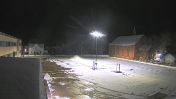 Weather camera view of Antwerp Primary School.