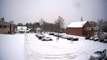 Weather camera view of Antwerp Primary School.