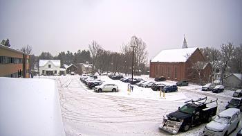 Weather camera view of Antwerp Primary School.