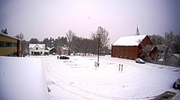 Weather camera view of Antwerp Primary School.