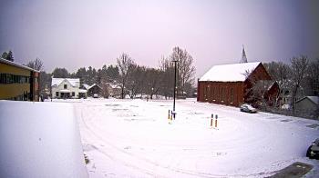 Weather camera view of Antwerp Primary School.