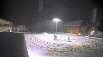 Weather camera view of Antwerp Primary School.