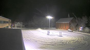 Weather camera view of Antwerp Primary School.