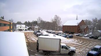Weather camera view of Antwerp Primary School.