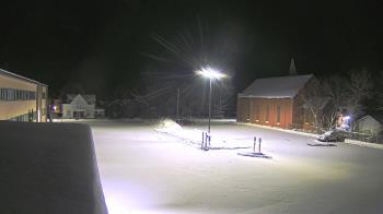 Weather camera view of Antwerp Primary School.