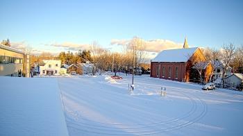 Weather camera view of Antwerp Primary School.