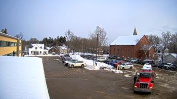 Weather camera view of Antwerp Primary School.