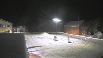 Weather camera view of Antwerp Primary School.