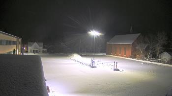 Weather camera view of Antwerp Primary School.
