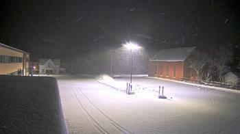 Weather camera view of Antwerp Primary School.