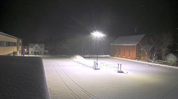 Weather camera view of Antwerp Primary School.