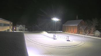 Weather camera view of Antwerp Primary School.