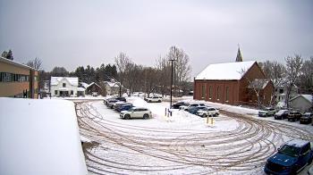 Weather camera view of Antwerp Primary School.