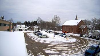 Weather camera view of Antwerp Primary School.