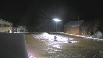 Weather camera view of Antwerp Primary School.