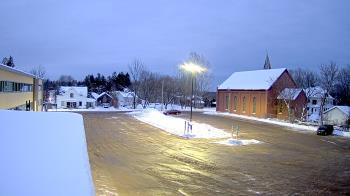 Weather camera view of Antwerp Primary School.