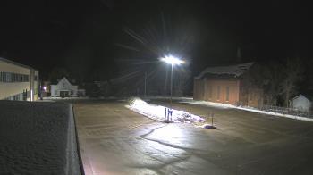 Weather camera view of Antwerp Primary School.