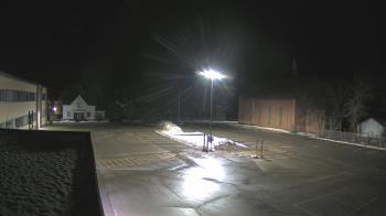 Weather camera view of Antwerp Primary School.