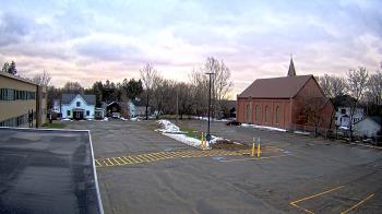 Weather camera view of Antwerp Primary School.