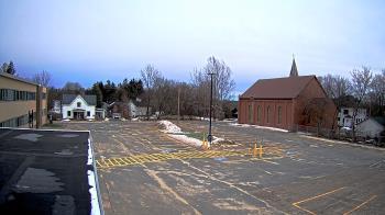Weather camera view of Antwerp Primary School.