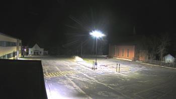 Weather camera view of Antwerp Primary School.
