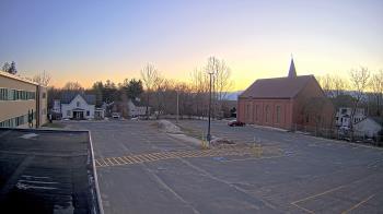 Weather camera view of Antwerp Primary School.