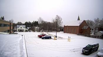 Weather camera view of Antwerp Primary School.