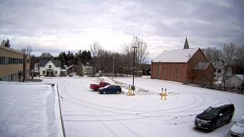 Weather camera view of Antwerp Primary School.