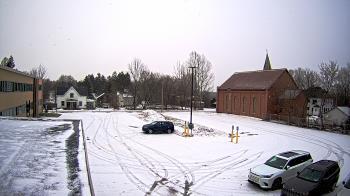Weather camera view of Antwerp Primary School.