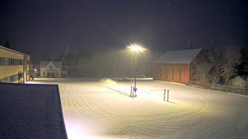 Weather camera view of Antwerp Primary School.