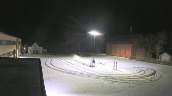 Weather camera view of Antwerp Primary School.