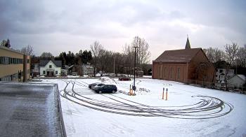 Weather camera view of Antwerp Primary School.