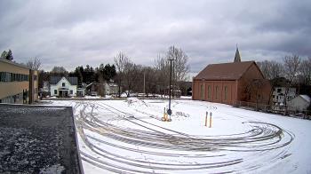 Weather camera view of Antwerp Primary School.