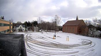 Weather camera view of Antwerp Primary School.