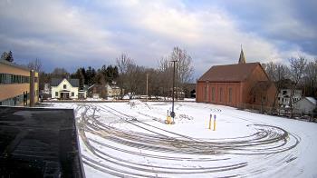Weather camera view of Antwerp Primary School.