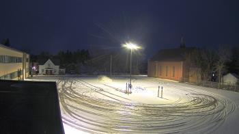 Weather camera view of Antwerp Primary School.