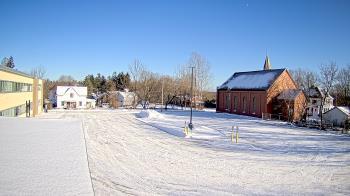 Weather camera view of Antwerp Primary School.