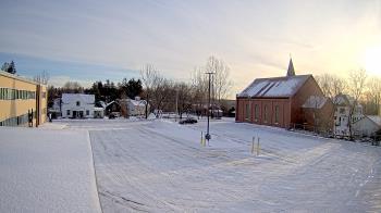 Weather camera view of Antwerp Primary School.