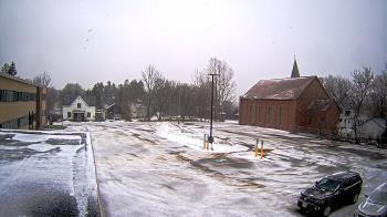 Weather camera view of Antwerp Primary School.